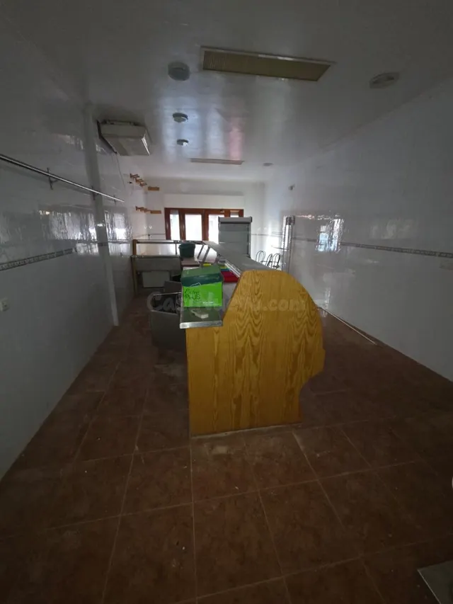 Local comercial 64m² en venta - Playa del cura — 3