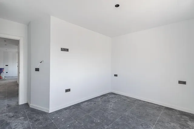 Edificio de nueva construcción en Churriana — 27