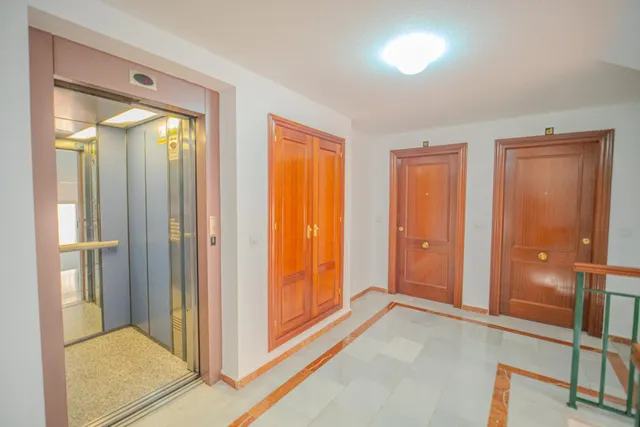 PISO EN CALLE EMILIA PARDO BAZAN 8 — 42