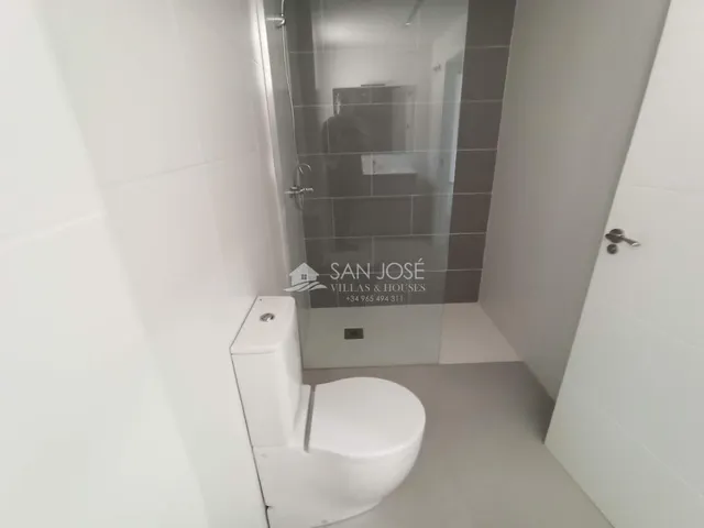 Se vende Villa con piscina en Cañada de la Leña — 27