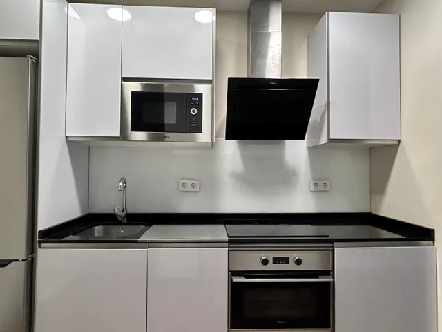 Piso en Venta en Adelfas — 17