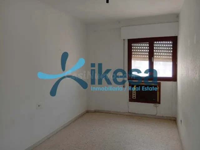VENTA DE PISO EN BENAHADUX (ALMERÍA) - foto 5