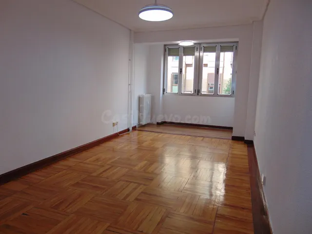 PISO DISPONIBLE EN ALQUILER CALLE CARTAGENA PROSPERIDAD