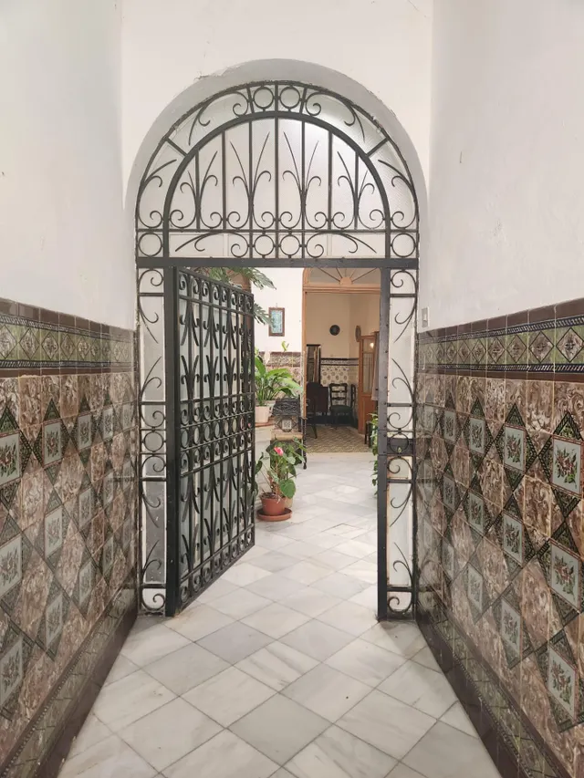 CASA SOLA EN UN LUGAR EMBLEMÁTICO — 6