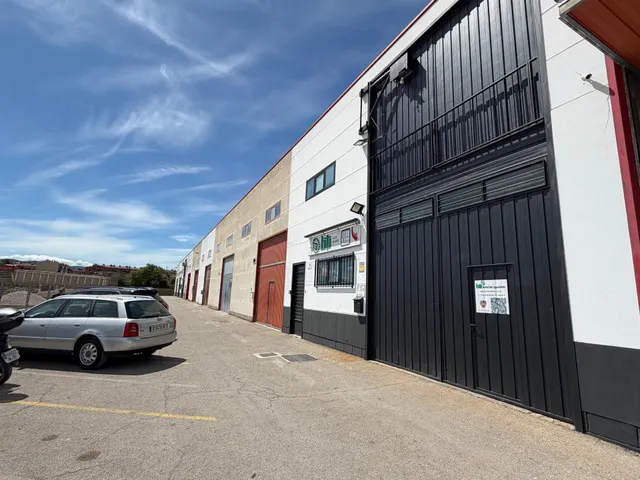 Nave en alquiler en el p.i. les comes de Igualada! — 21