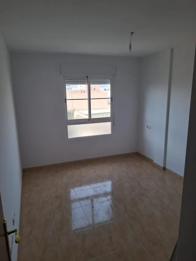 Acogedor Piso en Roquetas de Mar con Vistas y Terraza — 15