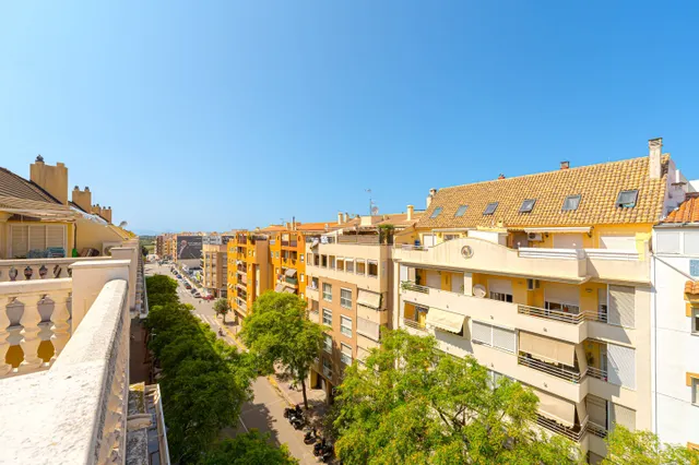 Residencia Denia Plaza. Amplio ático dúplex en venta en el centro de Denia. — 9