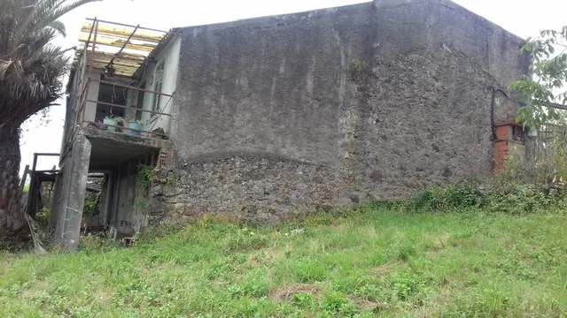 CASA PARA REFORMAR CON TERRENO EN MARROZOS — 10