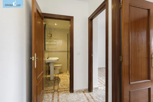 DÚPLEX EN VENTA EN OGIJARES – AMPLITUD, COMODIDAD Y ESPACIOS EXTERIORES — 16