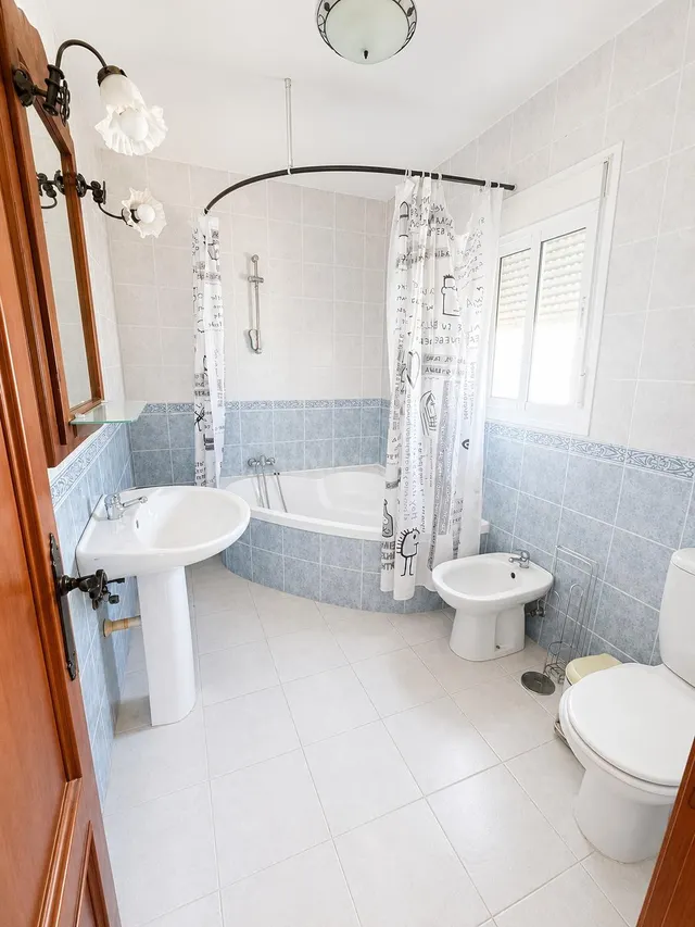 Chalet con encanto y amplios espacios en Pago del Humo — 32