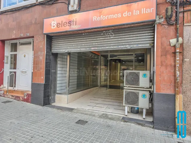 Local comercial 155m² en venta - Bufala