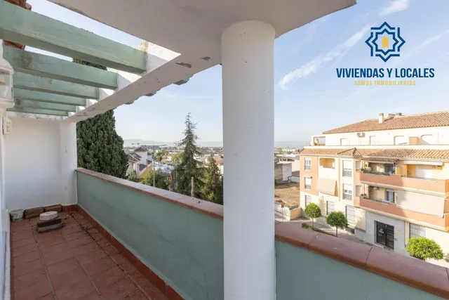 Casa independiente a 5 minutos de Granada en buen estado para entrar a vivir — 19