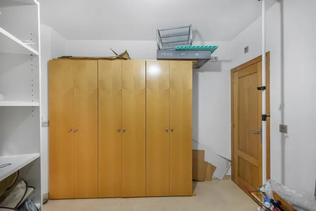 Amplia vivienda de 4 dormitorios en zona céntrica – Calle San Pascual (junto a Calle Orihuela) — 22