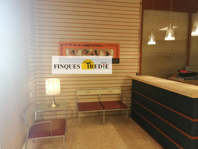 Local Comercial en L’ Aldea, Tarragona. — 9