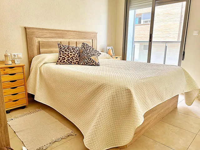 Excelente piso zona Eroski — 24