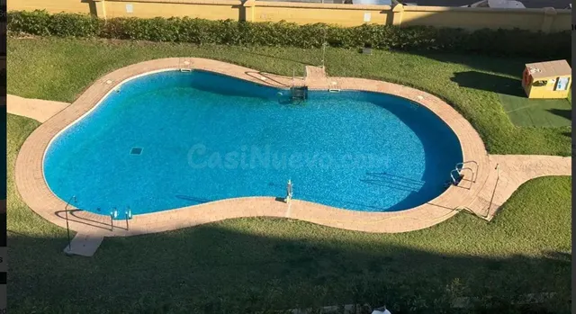 Piso en planta baja con terraza de 20 m2, piscina y garaje en Aguadulce, Roquetas de Mar — 2