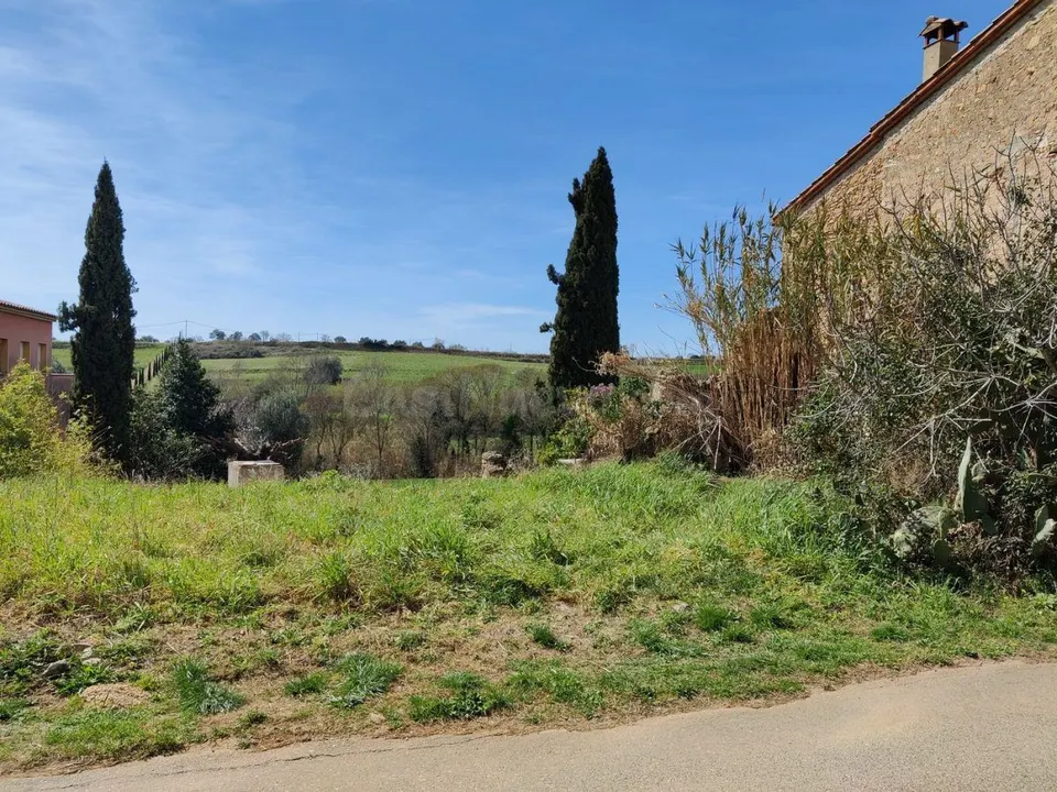 Parcela 362m² en venta - Pirineo de girona