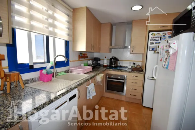 Amplio y luminoso en residencial con piscina y garaje, todo amueblado — 12