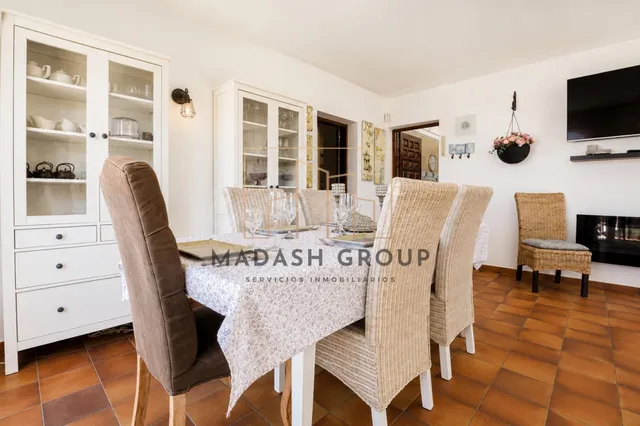 Hay casas que simplemente se visitan y otras en las que, des - foto 4