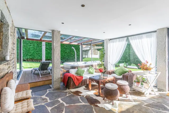 CASA CON ENCANTO EN LUGO — 10