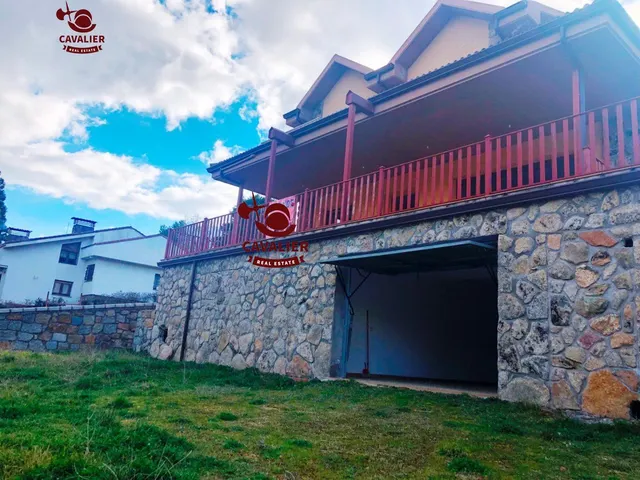 Magnifico chalet ¡¡¡ A ESTRENAR ¡¡¡ 340m2 construidos con cinco dormitorios en parcela de 569m2 — 8