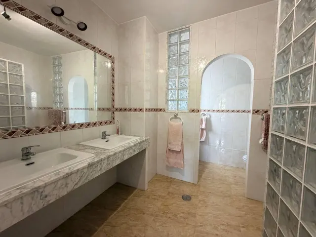 Casa 3 habitaciones 147m² en venta - Villamartín-Las Filipinas — 26