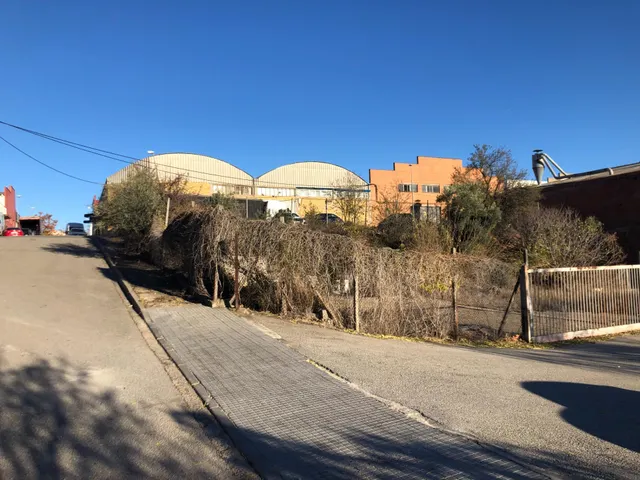 FANTÁSTICA PARCELA INDUSTRIAL DE 1.262 m2 EN CAN COMELLAS — 14