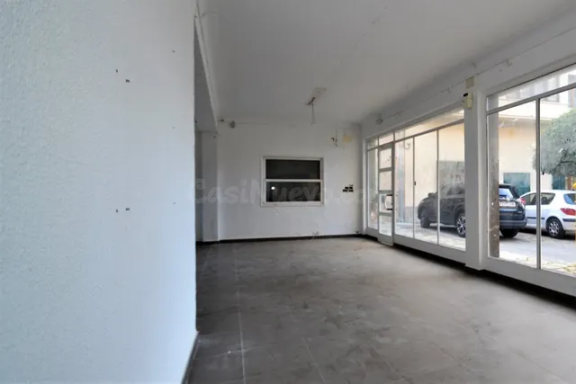 Local comercial en alquiler en el centro de Muro - foto 2