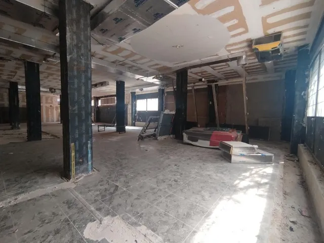 ALTABIX - LOCAL DE ESQUINA DE 547 M2 — 33