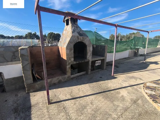 PARCELA EN URBANIZACION OJOS DE SAN JORGE — 18