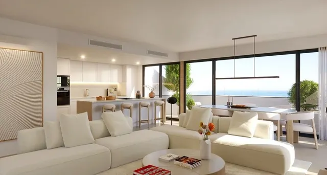 LA EXCLUSIVIDAD EN SU MÁXIMA EXPRESIÓN, A ESCASOS METROS DE LA PLAYA DE CARVAJAL, CON VISTAS AL MAR. — 12