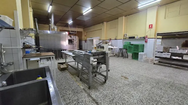 GRAN LOCAL EN VENTA CON POTENCIAL COMERCIAL Y RESIDENCIAL EN EL CENTRO DE PILAS — 19
