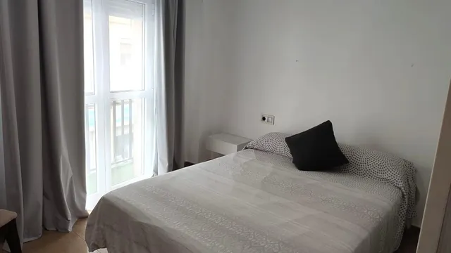 VIVIENDA DE DOS DORMITORIOS CERCA DE LA PLAYA DE LA CALETA! — 11