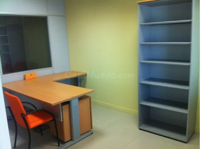 Oficina 65m² en alquiler - Vera playa - foto 2