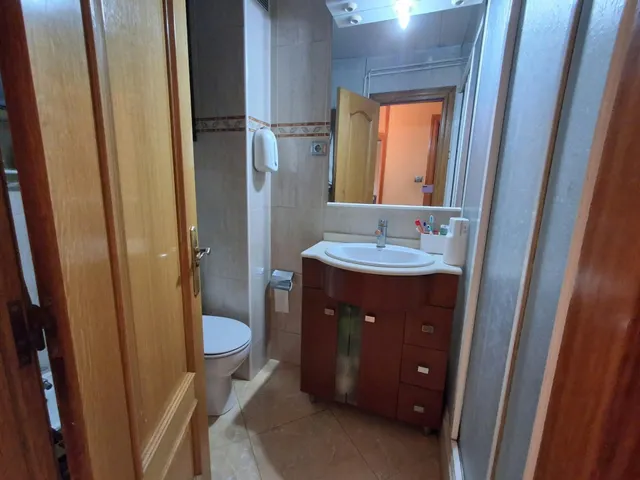 Gran oportunidad, piso para entrar a vivir con 3 dormitorios, orientado Sur, primera planta, espectaculares vistas a la montaña de la Tossa — 23