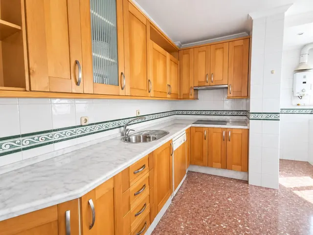 Amplia vivienda en Hermandad del Trabajo — 9