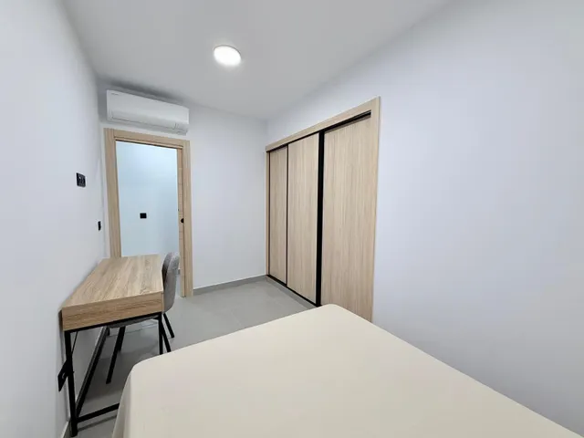 Precioso piso totalmente reformado en alquiler de larga temporada — 6