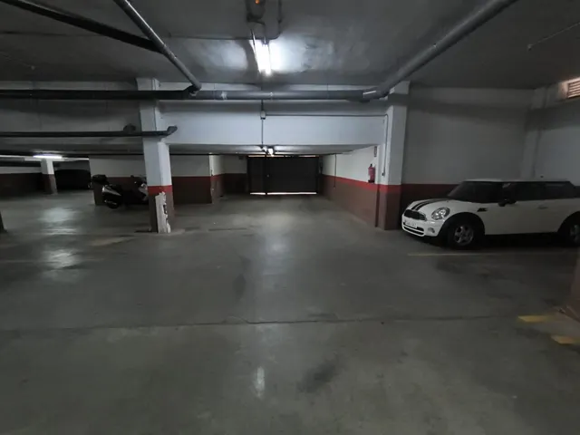 Piso luminoso y amplio en la Cañada — 29