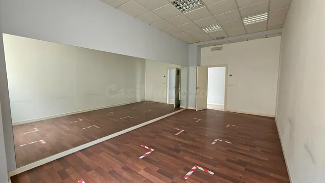 SE ALQUILA LOCAL COMERCIAL EN MOLINA DE SEGURA - foto 3