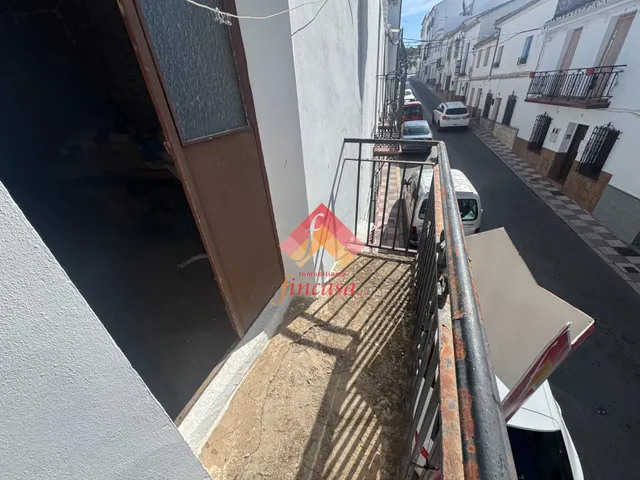 CASA PARA REFORMAR EN ARRIATE — 8