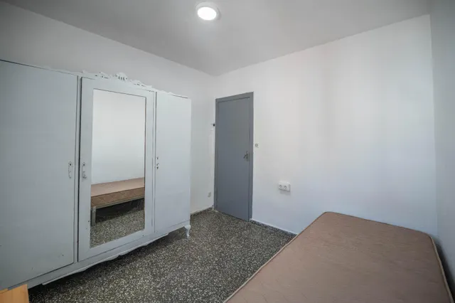 Piso junto a Trafico. Ideal inversión — 9