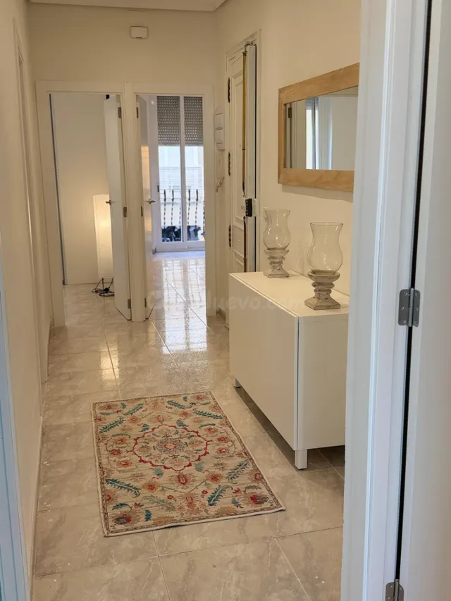 Alquiler de vivienda de 4 dormitorios con terraza — 3