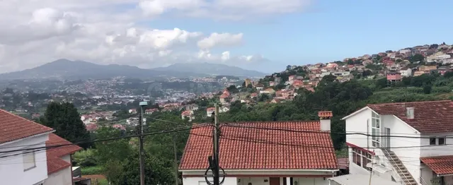 Terreno urbano edificable de 1.285 m2 con vistas en Lavadore - foto 2