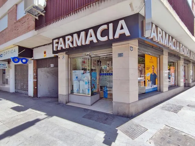 Plaza de aparcamiento en venta en Camino de Ronda — 11