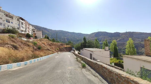 PARCELA URBANA EN LANJARON — 7