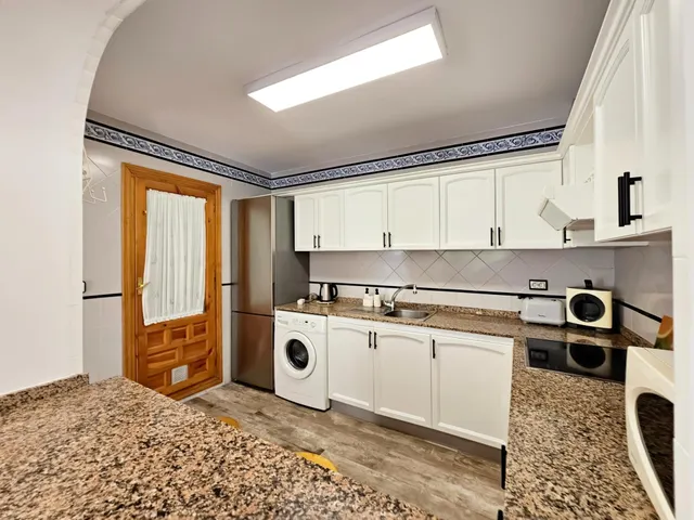 BUNGALOW A 500M DE LA PLAYA EN URBANIZACION CON 4 PISCINAS Y GARAJE !! — 12