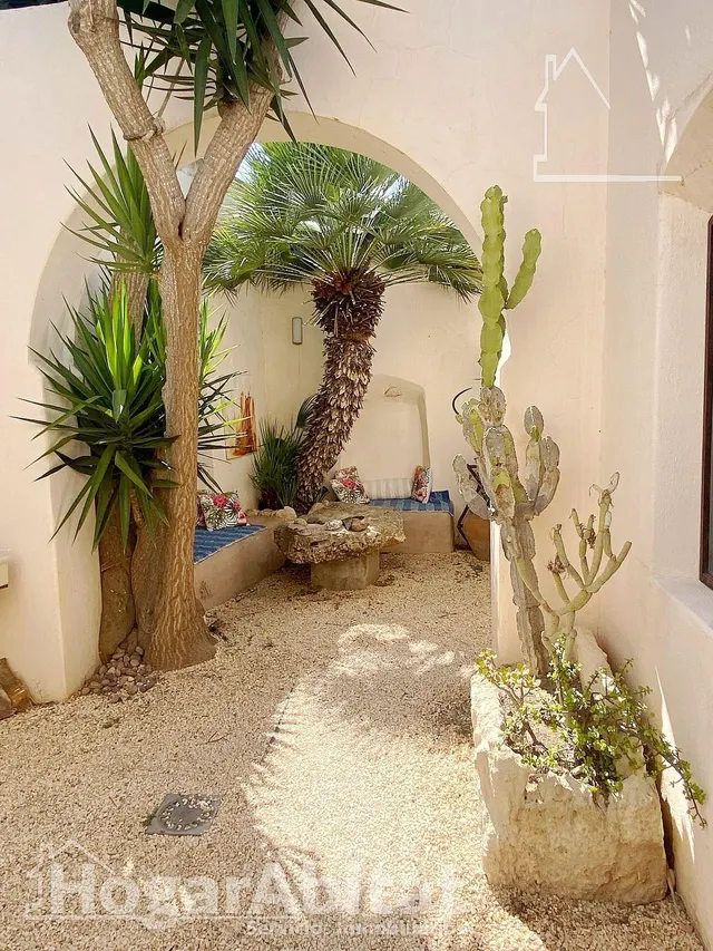 ¡ESPECTACULAR! CASA RURAL MUY AMPLIA Y LUMINOSA CON VARIAS TERRAZAS — 44
