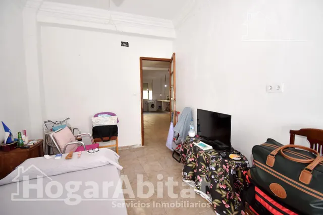 MAGNÍFICA CASA LUMINOSA CON DOS BALCONES Y GRAN TERRAZA — 37