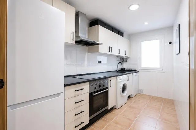 Piso disponible de 2 habitaciones en el Cabanyal. — 3