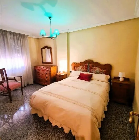 SE ALQUILA ATICO DUPLEX CENTRICO DE 250 MST2, 3DOR, 3 BAÑOS - foto 3